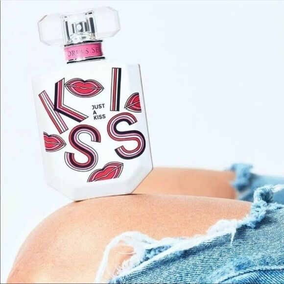Victoria's Secret JUST A KISS Body Care Bundle - Picture 2 of 4